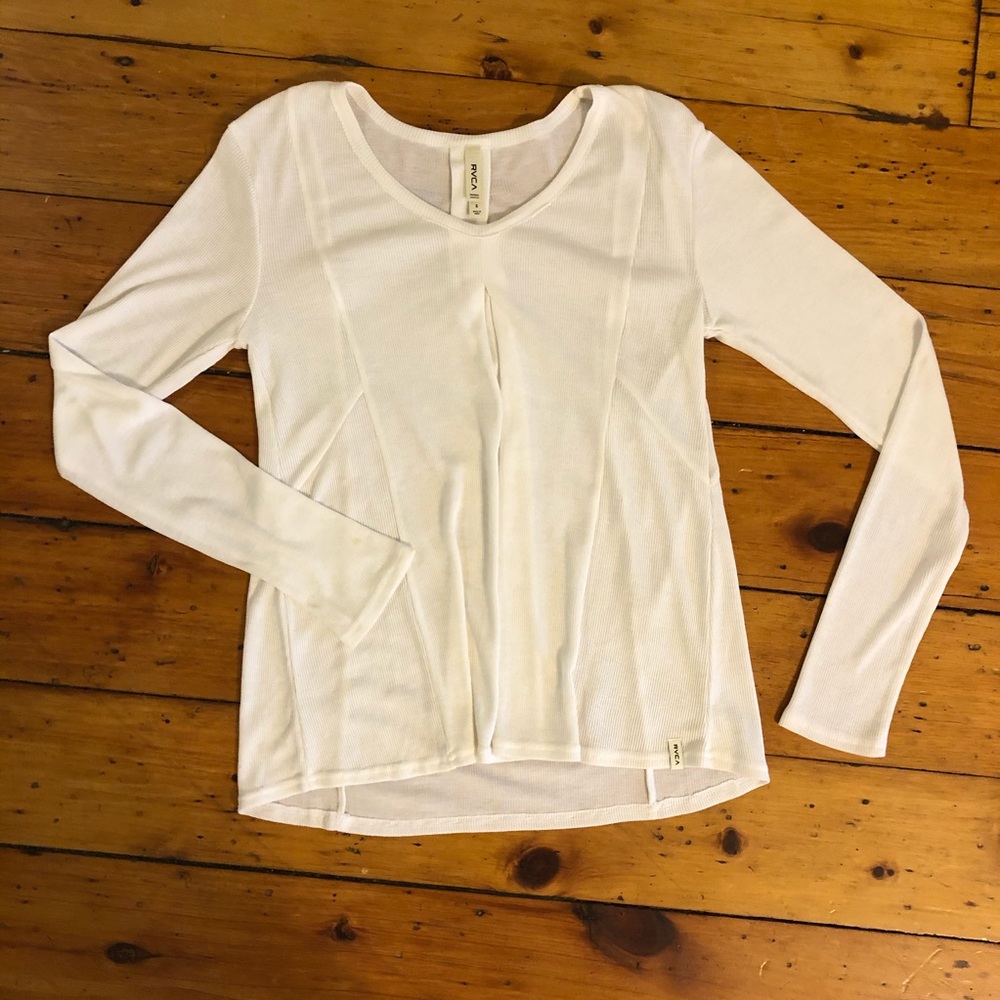 Flowy RVCA Top